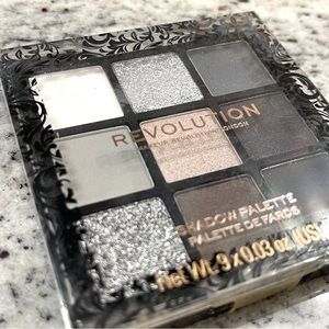 Revolution Shadow Palette